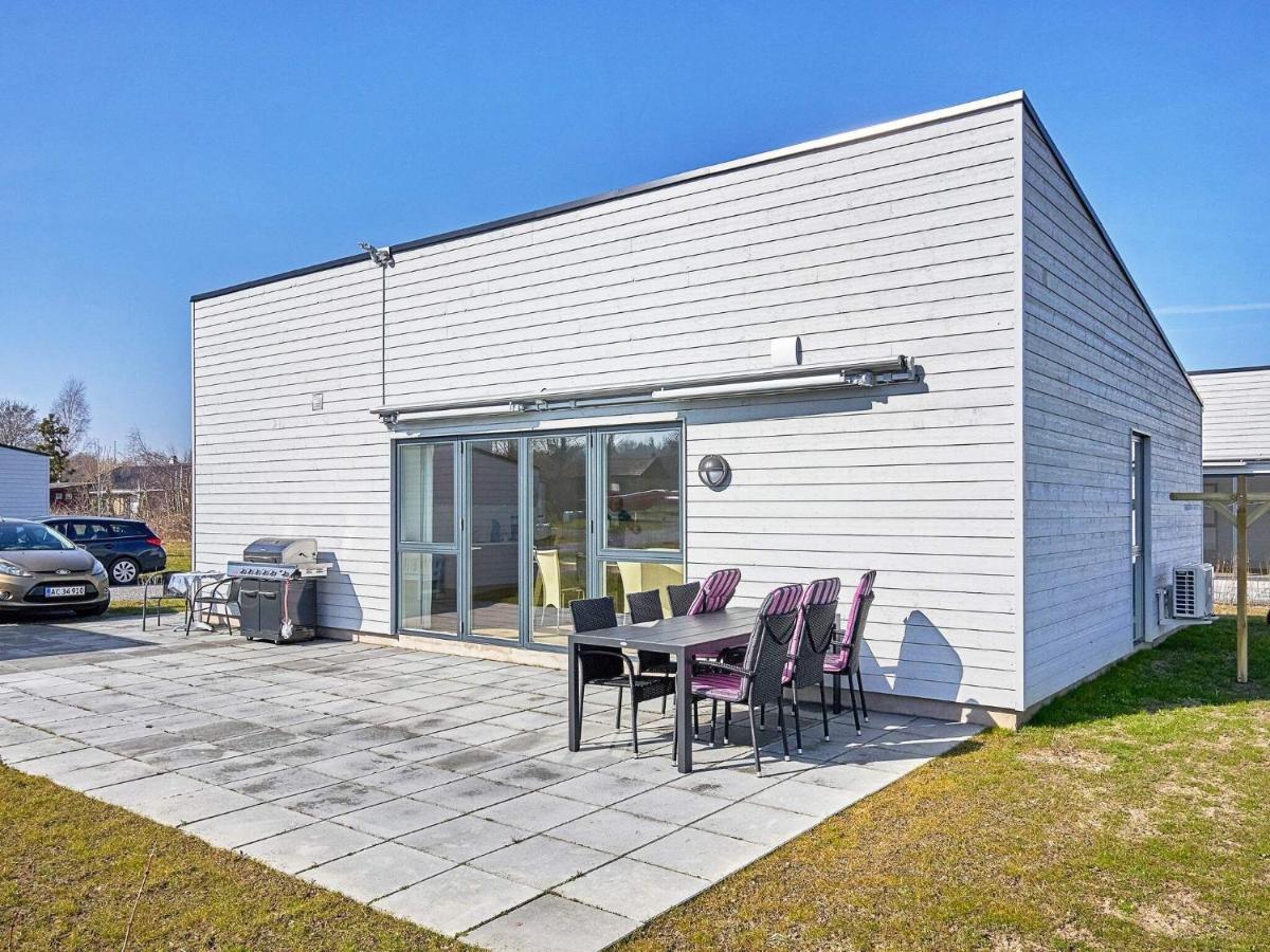 6 Person Holiday Home In Nex Neksø Exterior foto