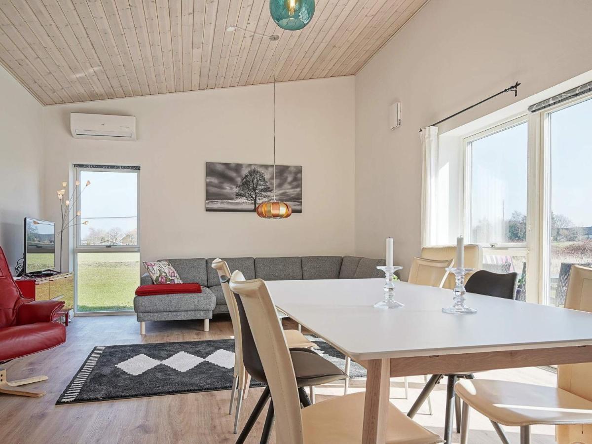 6 Person Holiday Home In Nex Neksø Exterior foto